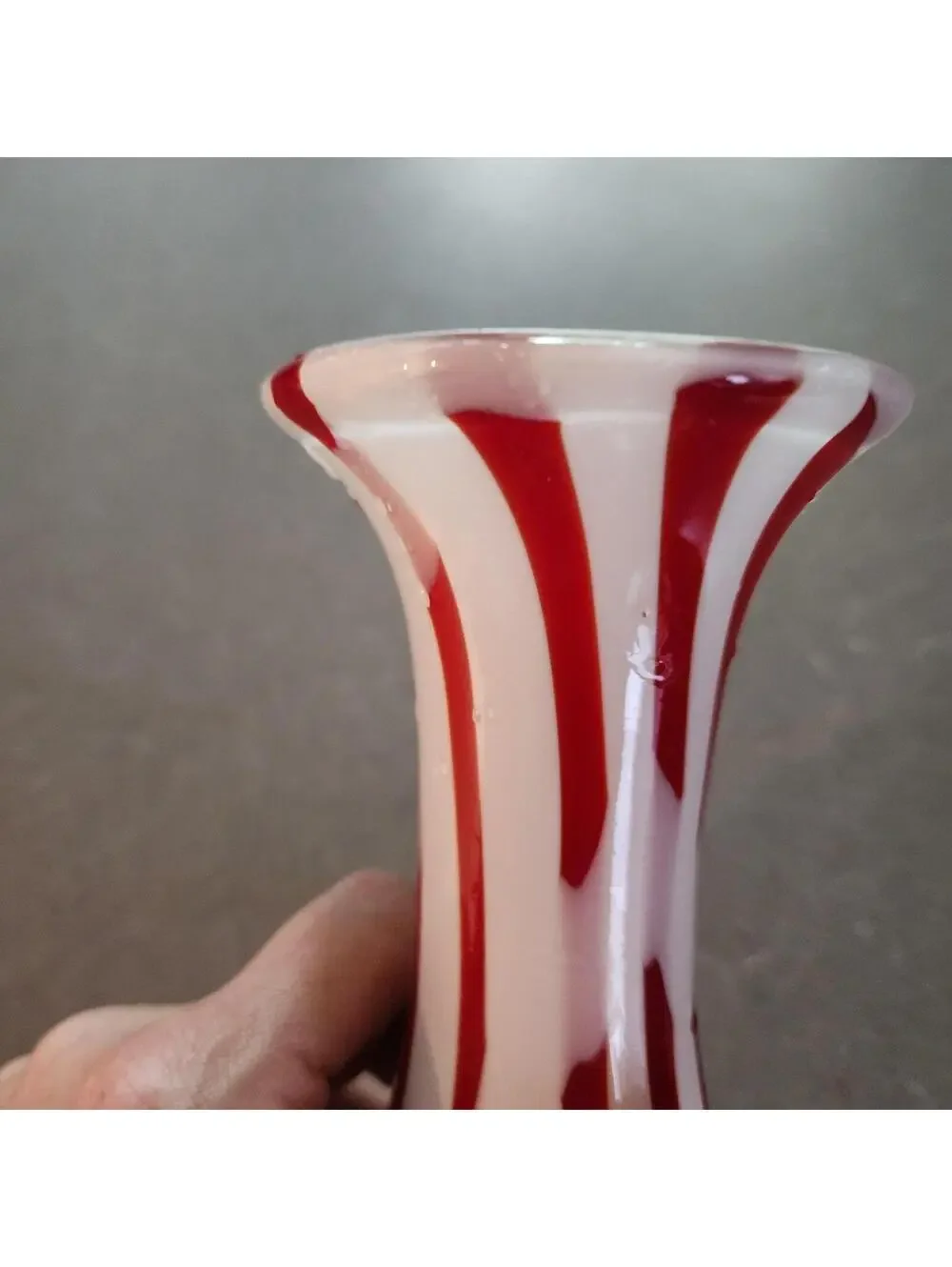 Murano Style Hand Blown Art Glass Vase Red White Swirl Candy Cane 9.5